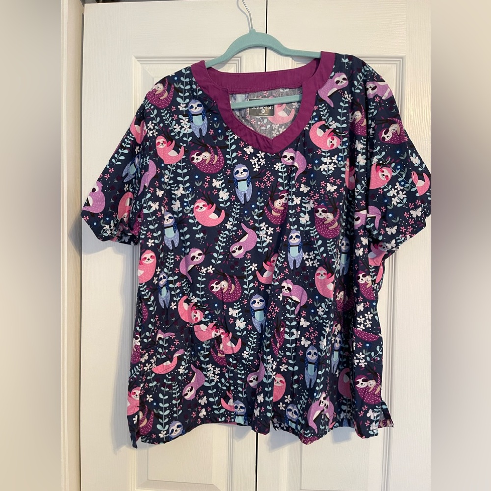 Women’s Scrub Top